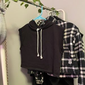 H&M XS Short Sleeve Top with Hoodie (Black)